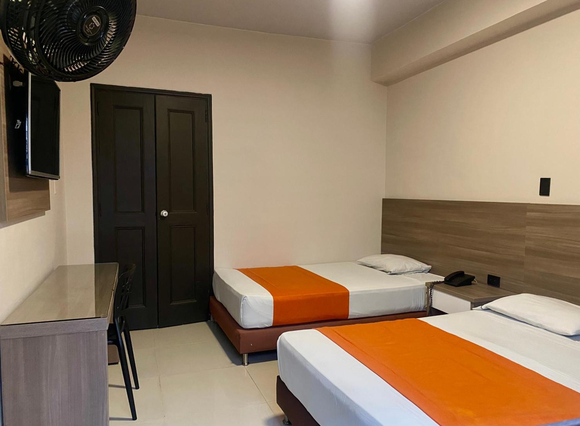 Hotel Latino Medellín Exteriör bild